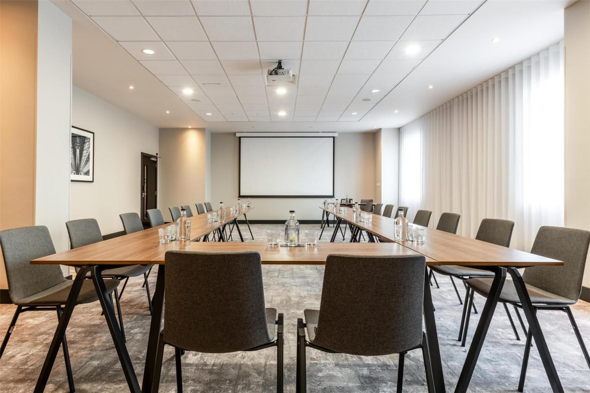 Radisson Hotel Manchester City Centre, A Verified Net Zero Hotel Εξωτερικό φωτογραφία