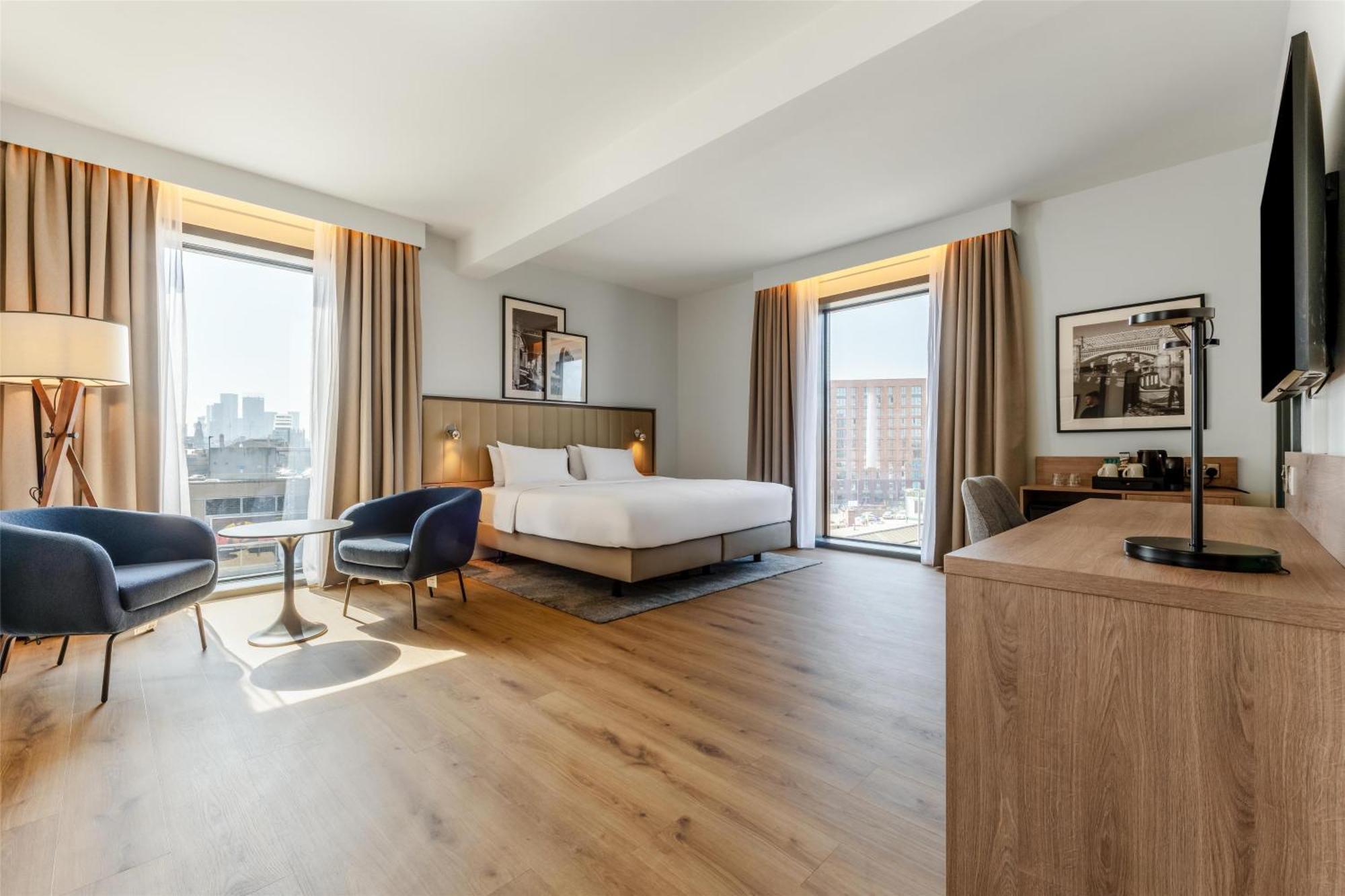 Radisson Hotel Manchester City Centre, A Verified Net Zero Hotel Εξωτερικό φωτογραφία