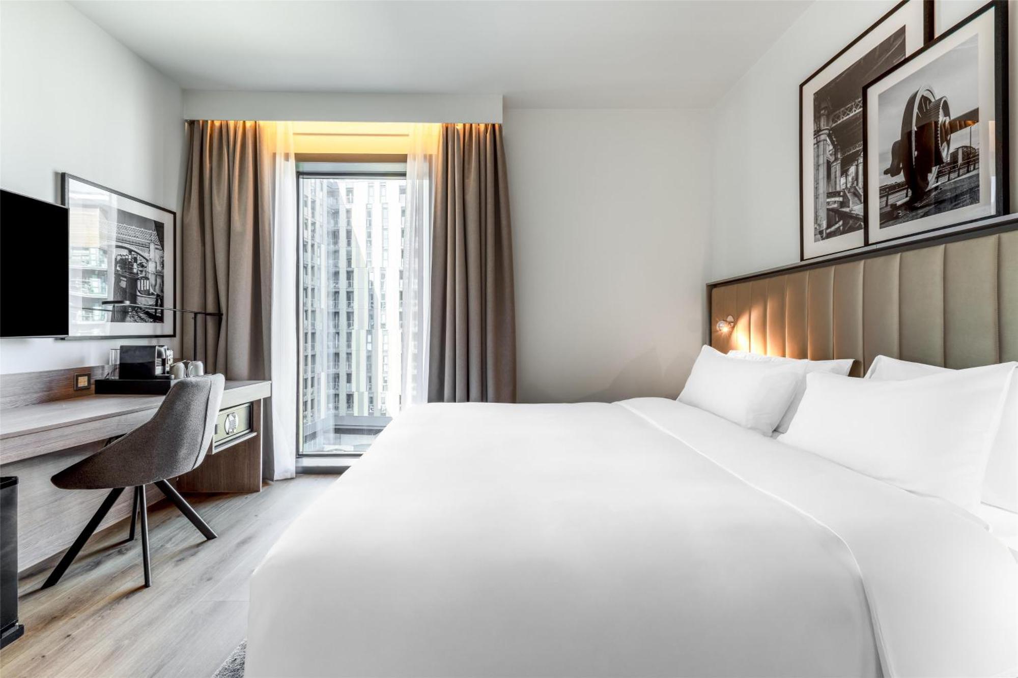 Radisson Hotel Manchester City Centre, A Verified Net Zero Hotel Εξωτερικό φωτογραφία