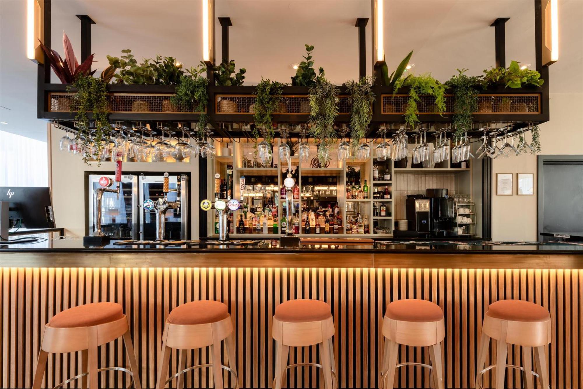 Radisson Hotel Manchester City Centre, A Verified Net Zero Hotel Εξωτερικό φωτογραφία
