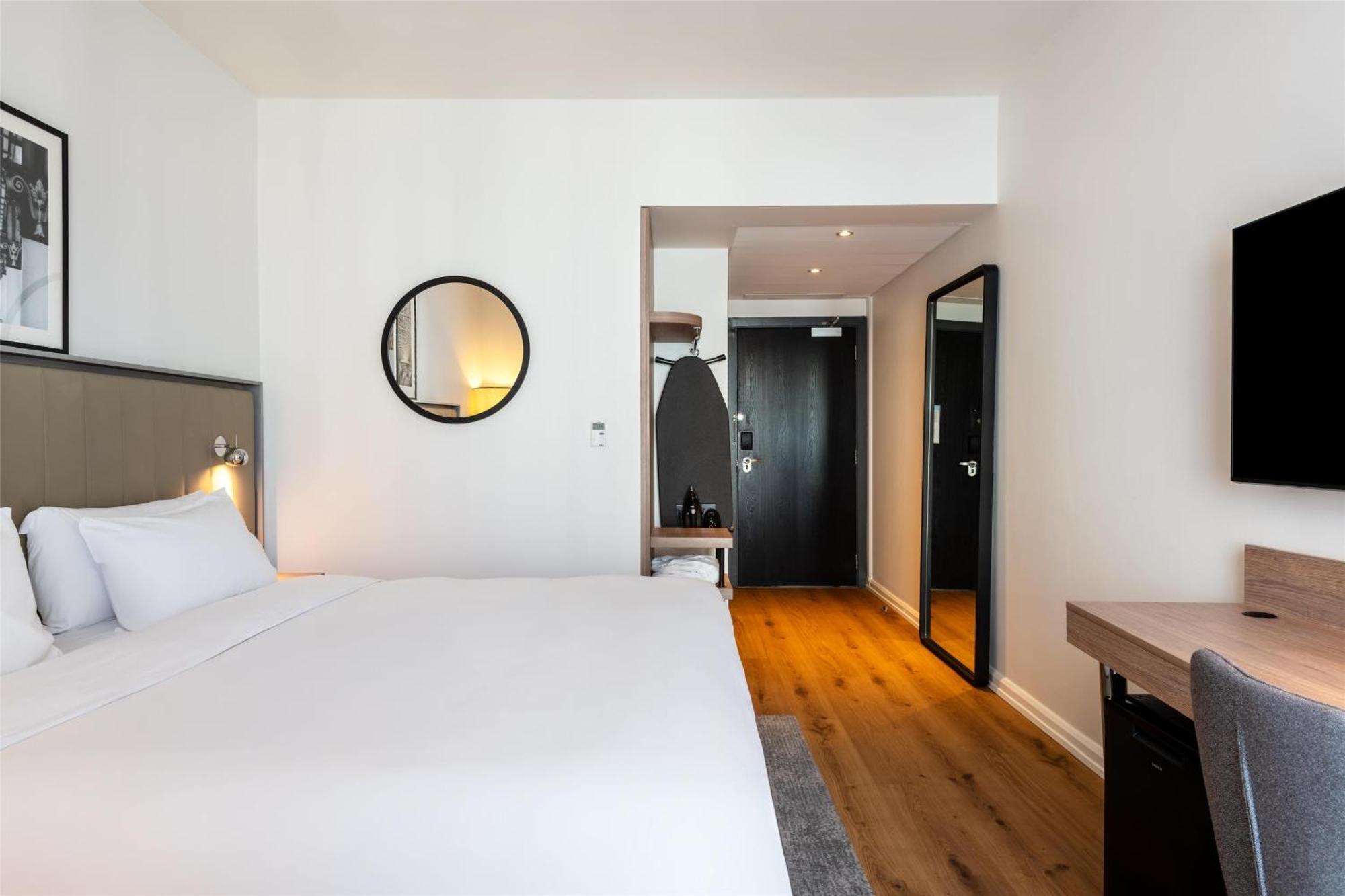 Radisson Hotel Manchester City Centre, A Verified Net Zero Hotel Εξωτερικό φωτογραφία