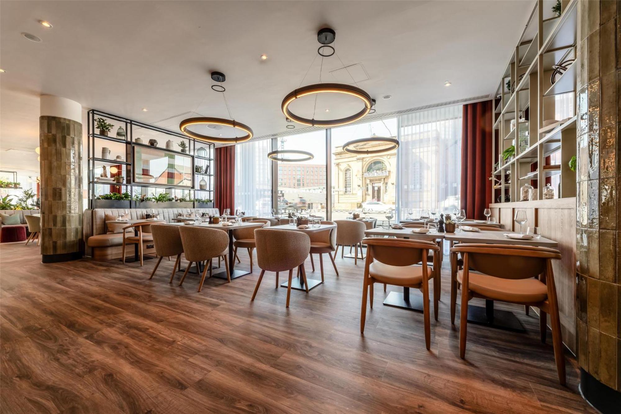 Radisson Hotel Manchester City Centre, A Verified Net Zero Hotel Εξωτερικό φωτογραφία