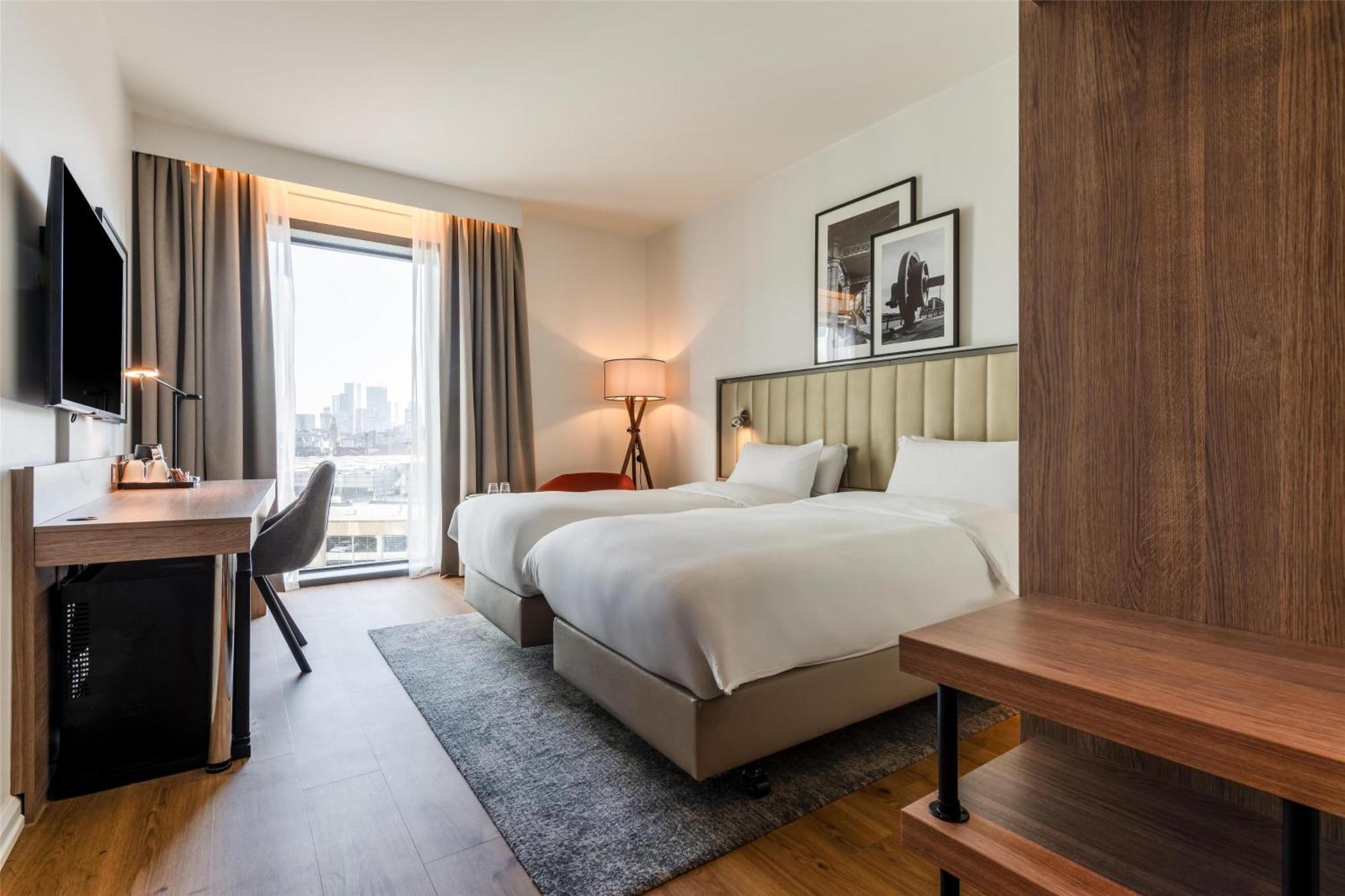 Radisson Hotel Manchester City Centre, A Verified Net Zero Hotel Εξωτερικό φωτογραφία